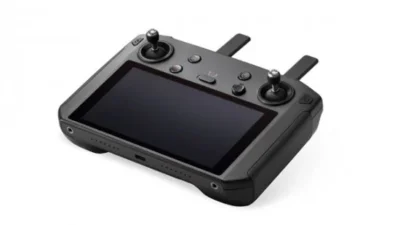 株式会社セキド　スタッフが使ってみました「夏のドローン「画面が見えない」を解決！モニターフードを使ってみた」を公開