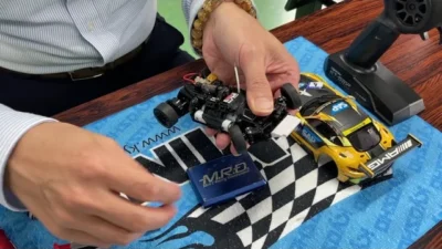 TeamMiniZ　　週刊ミニッツ通信 ミニッツRWDを走らせよう！！ Step1 走行前の調整