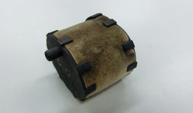 KYOSHO RC BLOG　1/8バギーでサーキット走行を体感！エアークリーナーのメンテナンス！　Vol.8