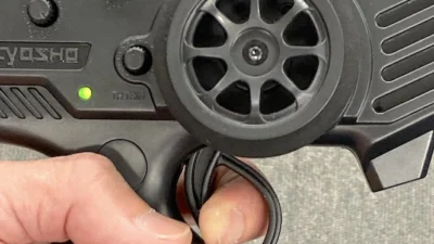 KYOSHO RC BLOG　ミニッツRWDを走らせよう！！Step 7 ストレートをしっかりと加速する 週間ミニッツ通信9月20日号