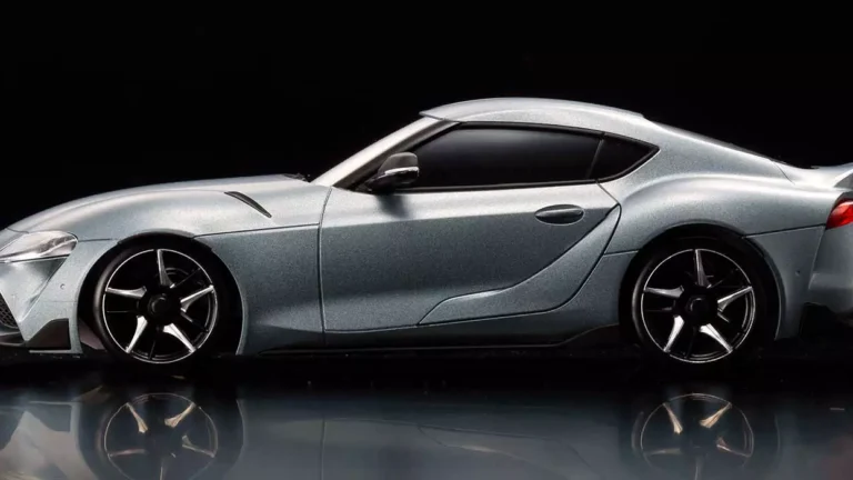 京商株式会社　ミニッツAWD トヨタGRスープラ 特設ページ公開