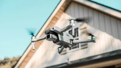 株式会社セキド　スタッフが使ってみました「ドローン空撮を始めるなら秋がオススメ！その理由とは？」を公開