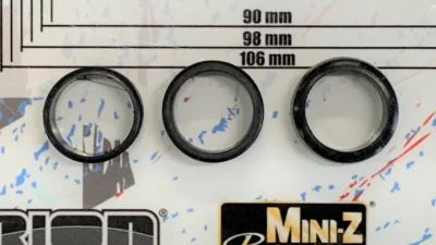 KYOSHO RC BLOG　転ばないフロントタイヤ！？ 誕生