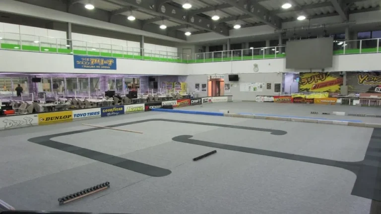 つくばRC（ラジコン）パーク　(アリーナ)サーキット各コース改装進行中