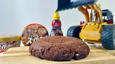 ラジコン料理☆らじくっく☆Radio Control Cooking Channel　【ラジコン料理】アイスで「バレンタインチョコケーキ」作った末路