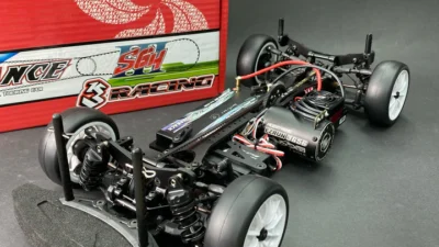 ３RACING製品入荷！取り扱い開始記念の数量限定大特価セール開催中！【RD2新入荷商品】