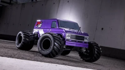 KYOSHO RC BLOG　久々に登場です。