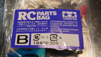 【らじつうレポート】タミヤ　XV-02PRO　サンプルキット組み立てレポート（パーツバッグBパート）