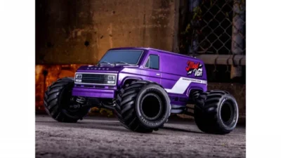 KYOSHO RC BLOG　8月の生産を頑張りました！