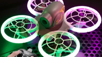 株式会社Gloture 　カメラ付小型ドローン「GeeHeli」をガジェットストア「MODERN g」で販売開始