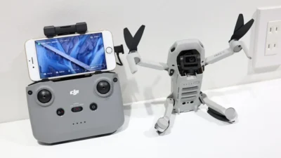 株式会社セキド　スタッフが使ってみました「DJI Mini 2 SE の初期設定って？！箱開けから初フライトまでを解説します」を公開