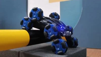 DEERC JP　8WD電動アクションラジコン　CB558【特別クーポンあり】