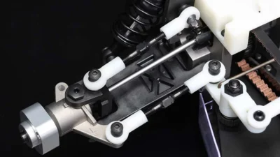 株式会社ヨコモ　「YZ-870cスーパードッグファイター組み立て時のご注意」を公開