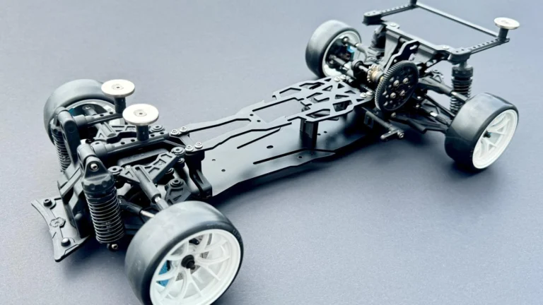 3Racing　新型ドリフトカー「SAKURA D6 SPORT（D6S）」車体画像を発表