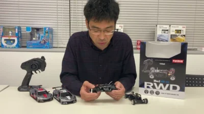 TeamMiniZ　■RWD MR 04を紹介しています。