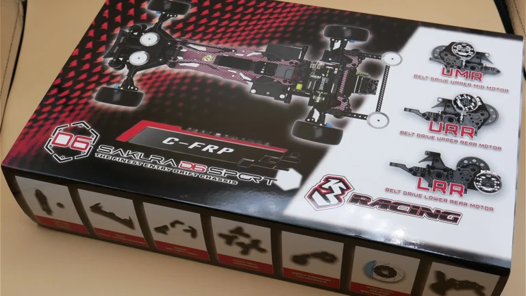 【らじつうレポート】3Racing Sakura D6 Sport ・Fibre Glass Version/Carbon Graphite Version 開封比較レポート【PR】