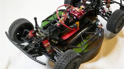 【らじつうレポート】LC Racing EMB-SC マシンレポート【PR】