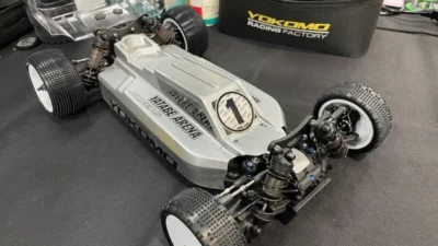 株式会社ヨコモ　「Yokomo Product Information – マスターオフロード/MO2.0カーペット・実走③」