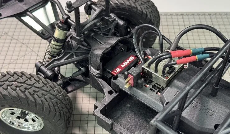 KYOSHO RC BLOG　■Outlaw Rampage Pro にル・マンサーボ搭載！