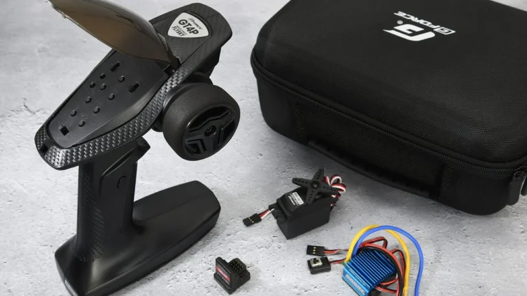 株式会社ジーフォース　「GT4P 2.4GHz 4chプロポセット」を発表